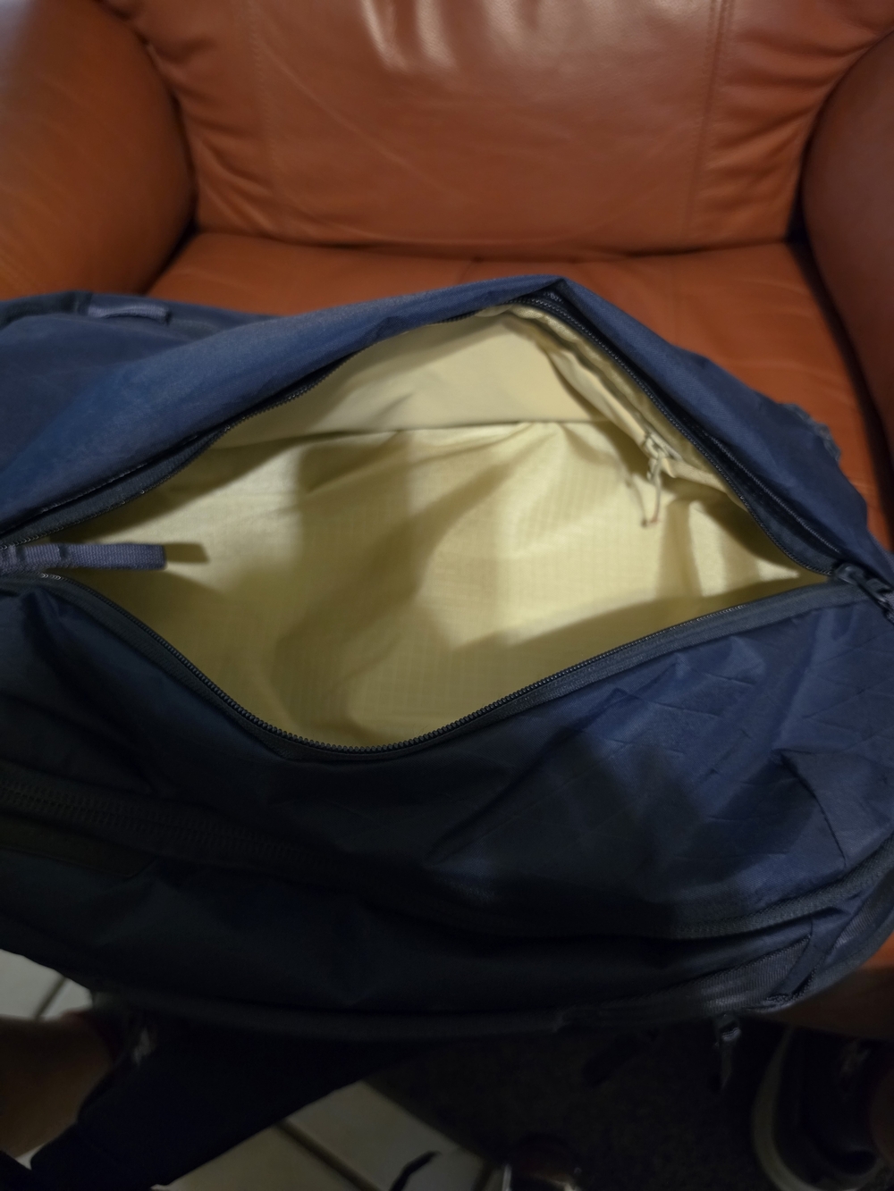 Max EDC Backpack - Picture 4 of 9